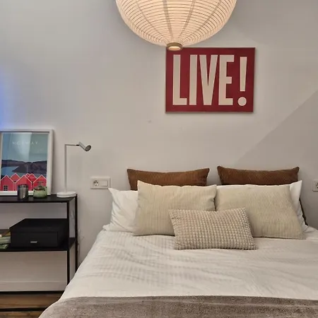 Flat In Apartamento *