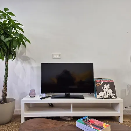 Flat In Apartamento